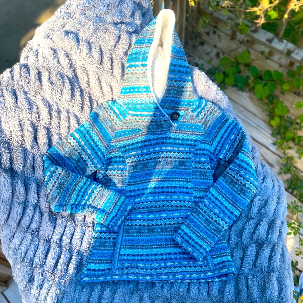 Koppen sweater with hood